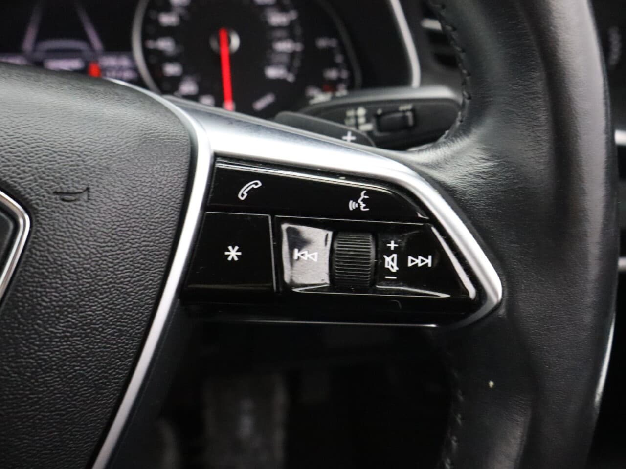 Audi A6 Saloon 2.0 TFSI 45 Sport — image 18