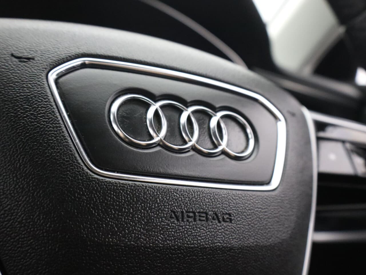 Audi A6 Saloon 2.0 TFSI 45 Sport — image 20