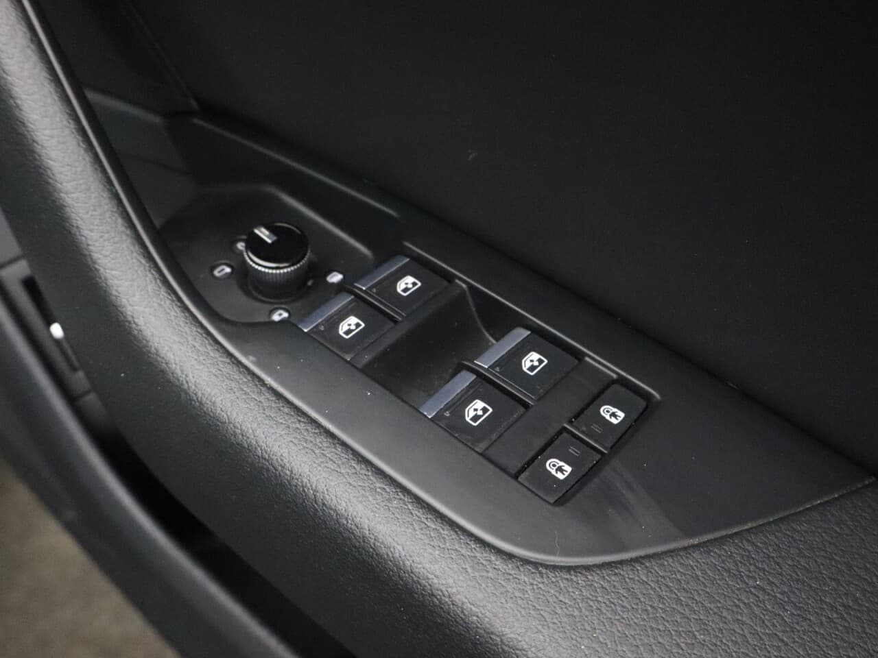 Audi A6 Saloon 2.0 TFSI 45 Sport — image 49