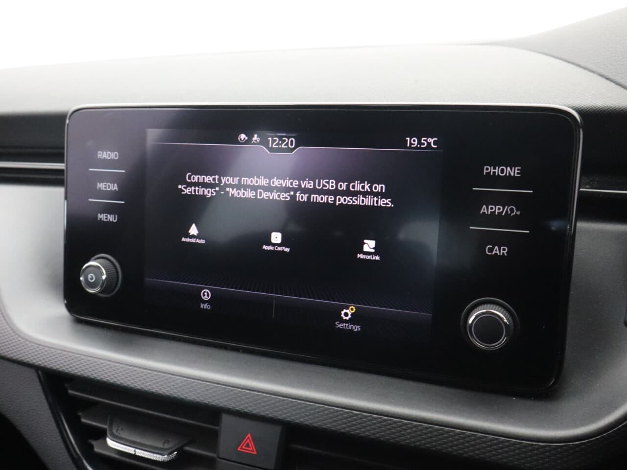 Skoda Scala 1.0 TSI SE — image 32