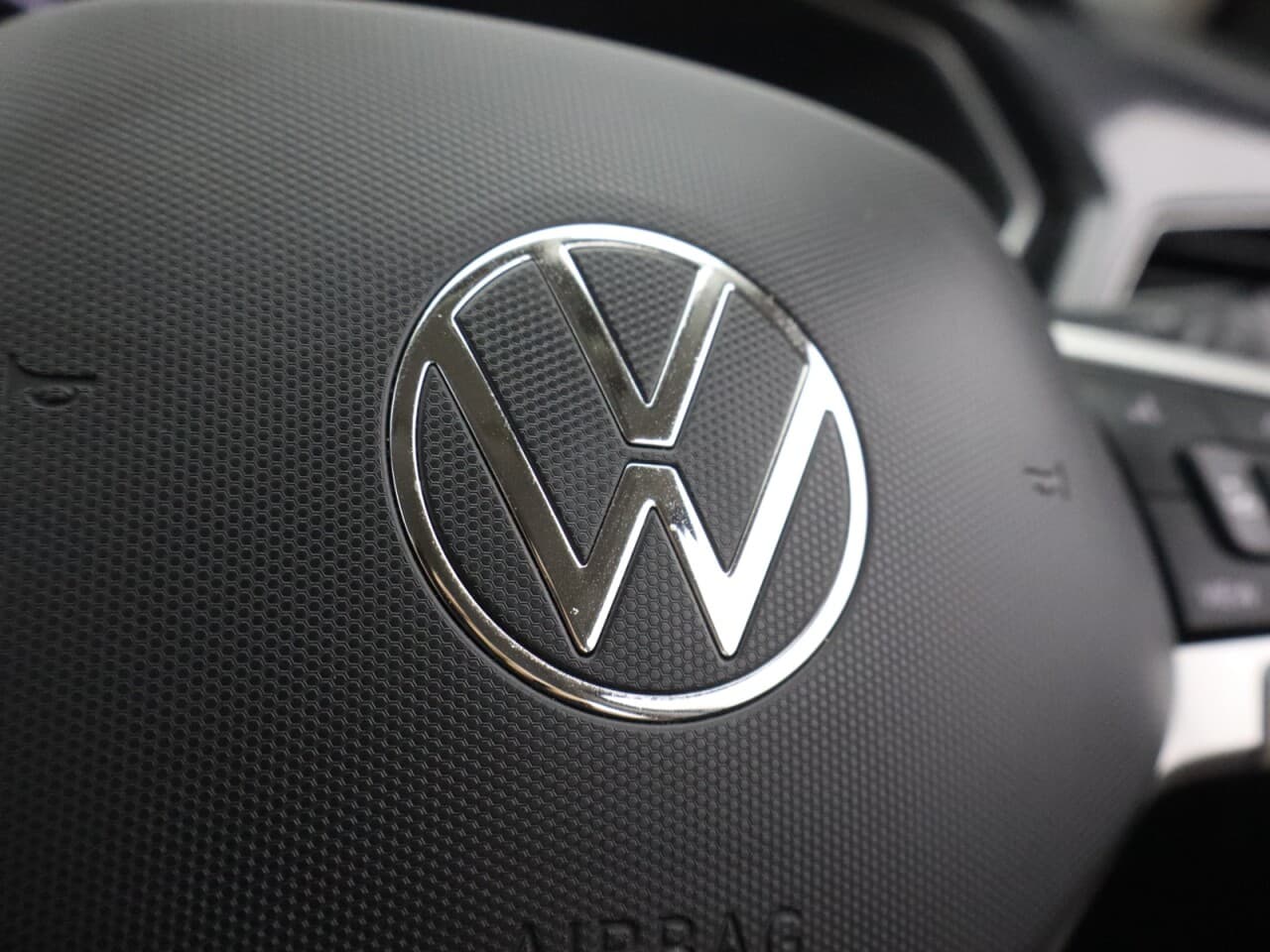 Volkswagen T-Cross 1.0 TSI SEL — image 20
