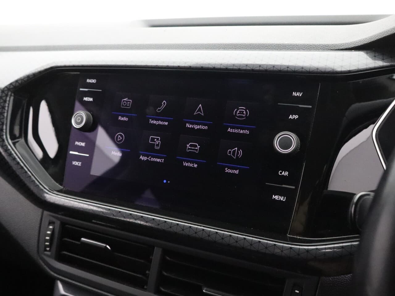 Volkswagen T-Cross 1.0 TSI SEL — image 22