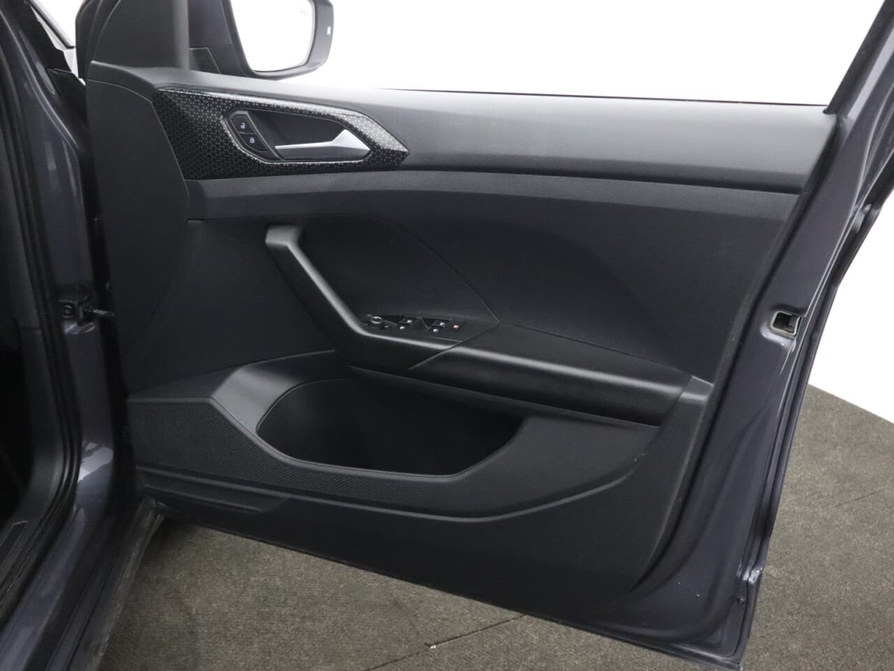Volkswagen T-Cross 1.0 TSI SEL — image 44