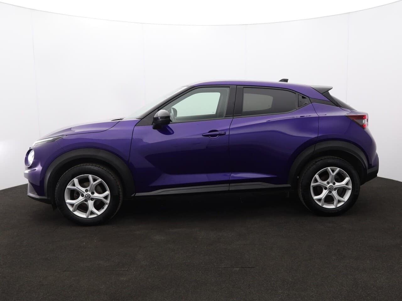 Nissan Juke 1.0 DIG-T N-Connecta — image 6