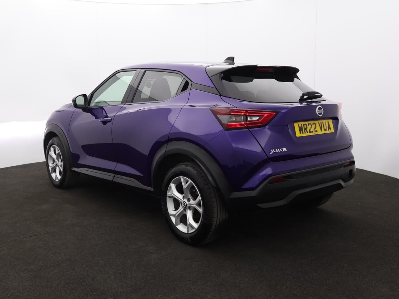 Nissan Juke 1.0 DIG-T N-Connecta — image 8