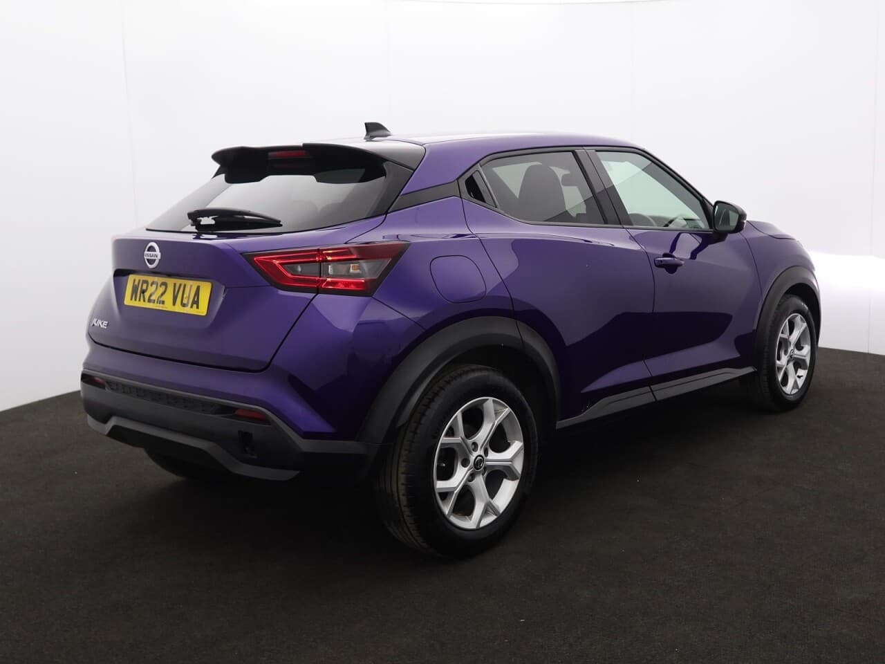 Nissan Juke 1.0 DIG-T N-Connecta — image 10
