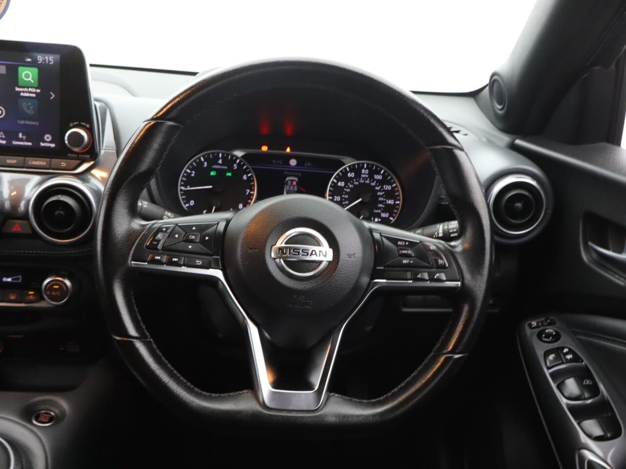 Nissan Juke 1.0 DIG-T N-Connecta — image 16