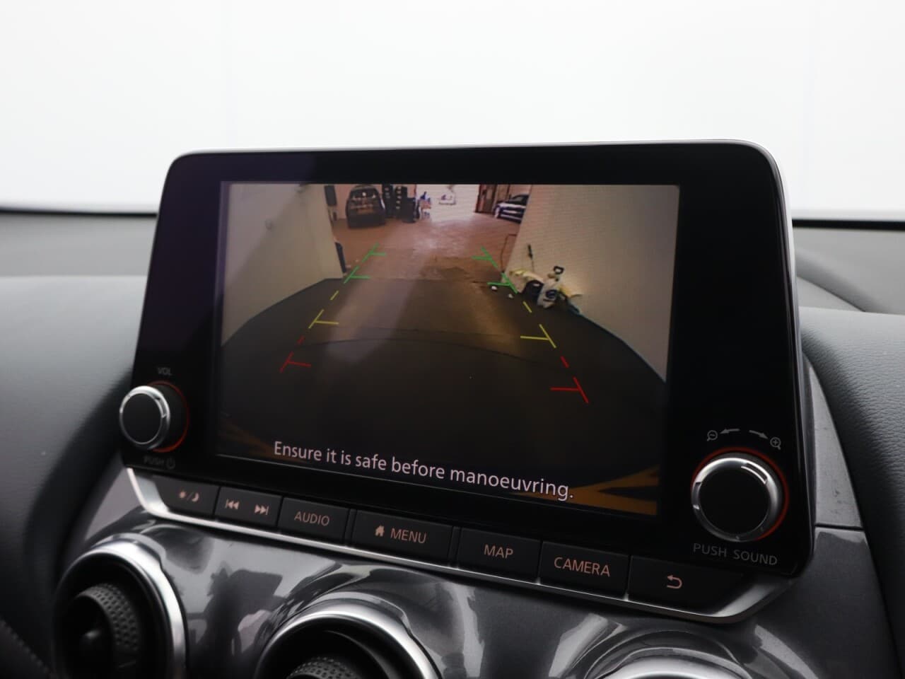 Nissan Juke 1.0 DIG-T N-Connecta — image 34