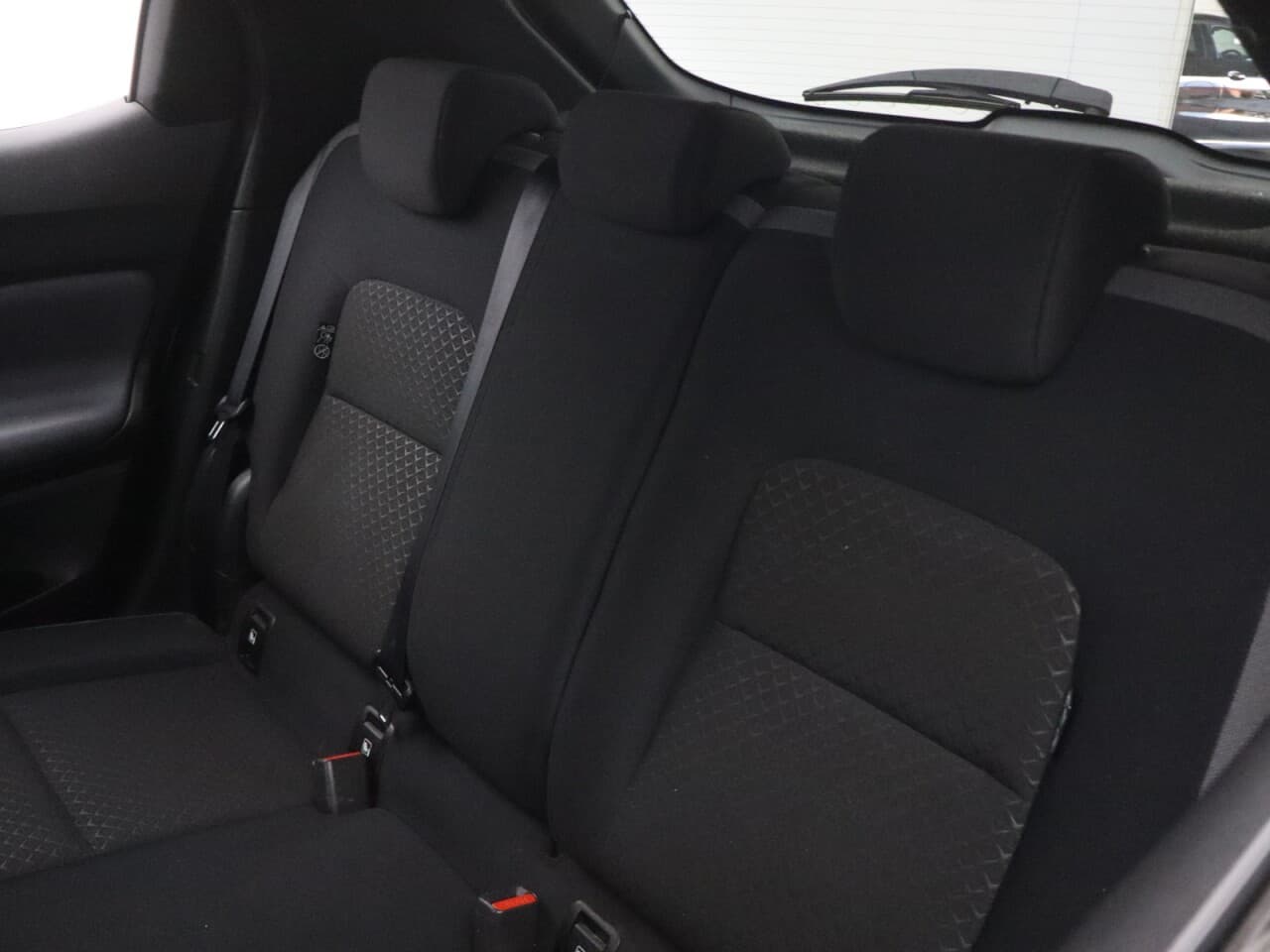 Nissan Juke 1.0 DIG-T N-Connecta — image 41