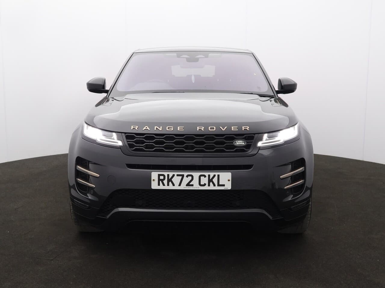 Land Rover Range Rover Evoque 1.5 P300e 12.2kWh Autobiography — image 4