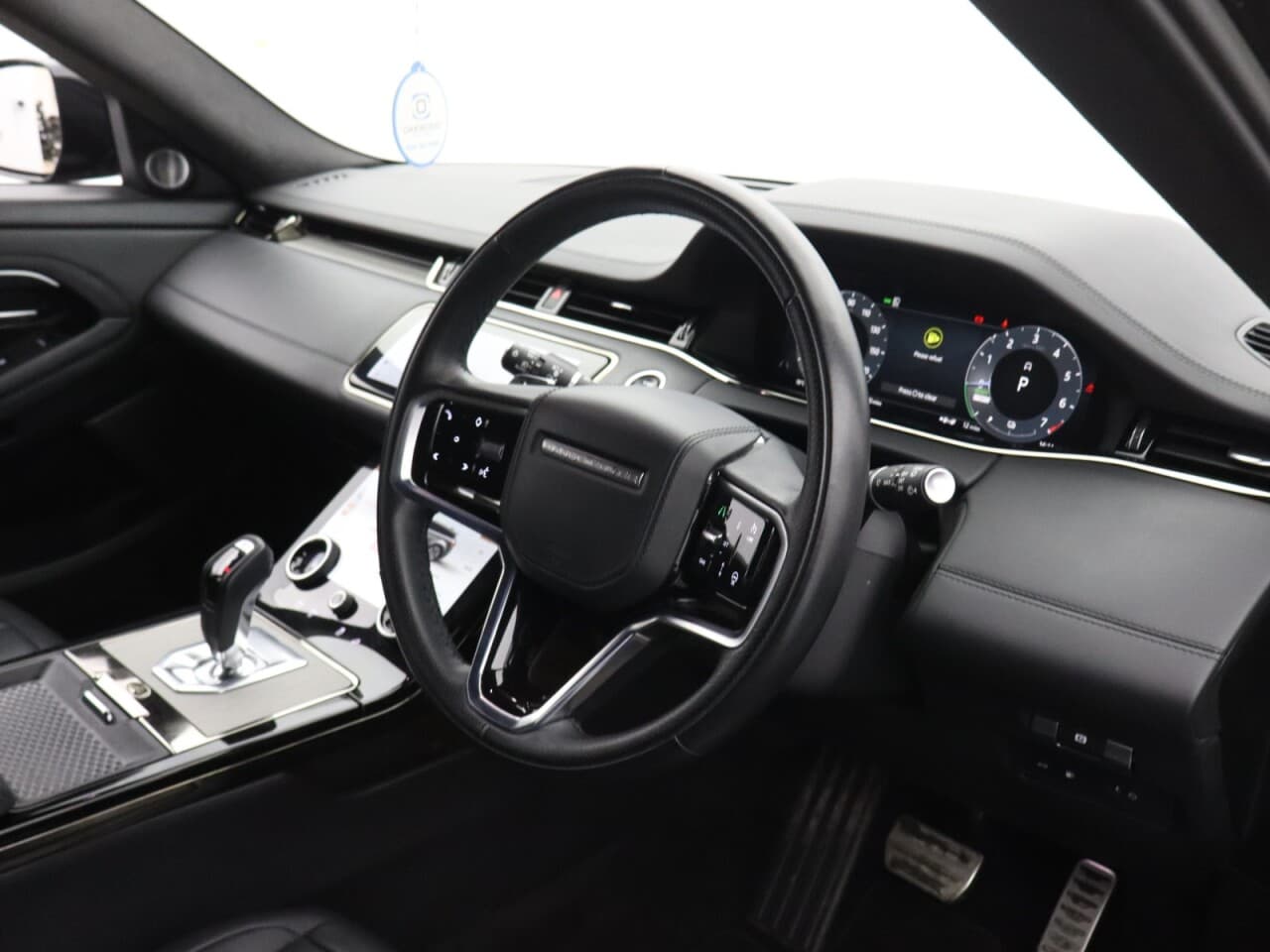 Land Rover Range Rover Evoque 1.5 P300e 12.2kWh Autobiography — image 13