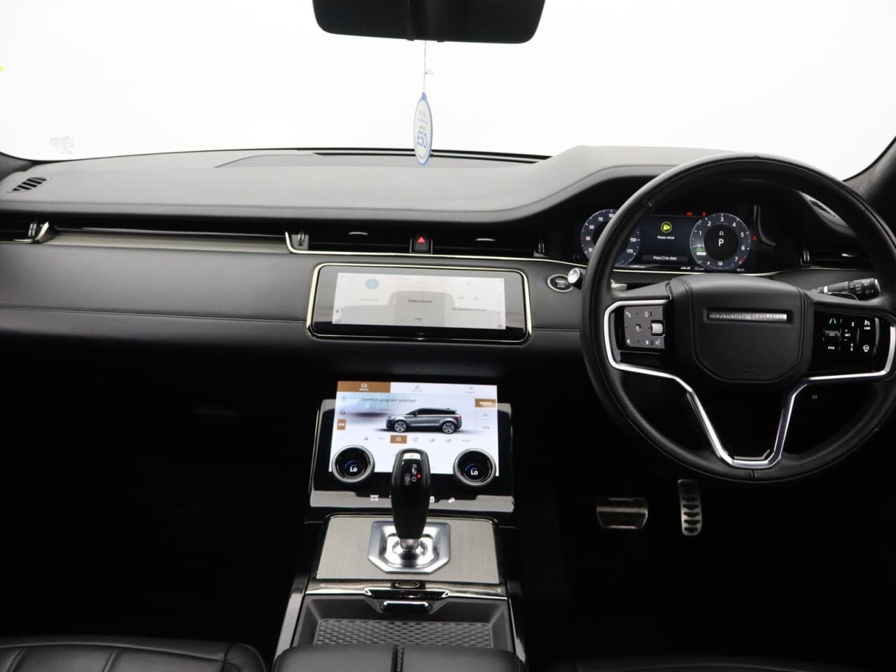 Land Rover Range Rover Evoque 1.5 P300e 12.2kWh Autobiography — image 12