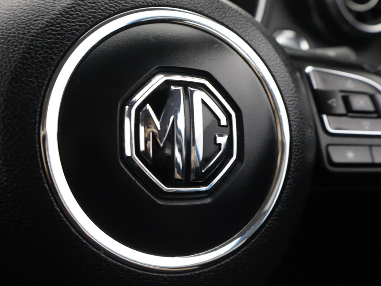 MG MG Hs 1.5 T-GDI SE — image 20