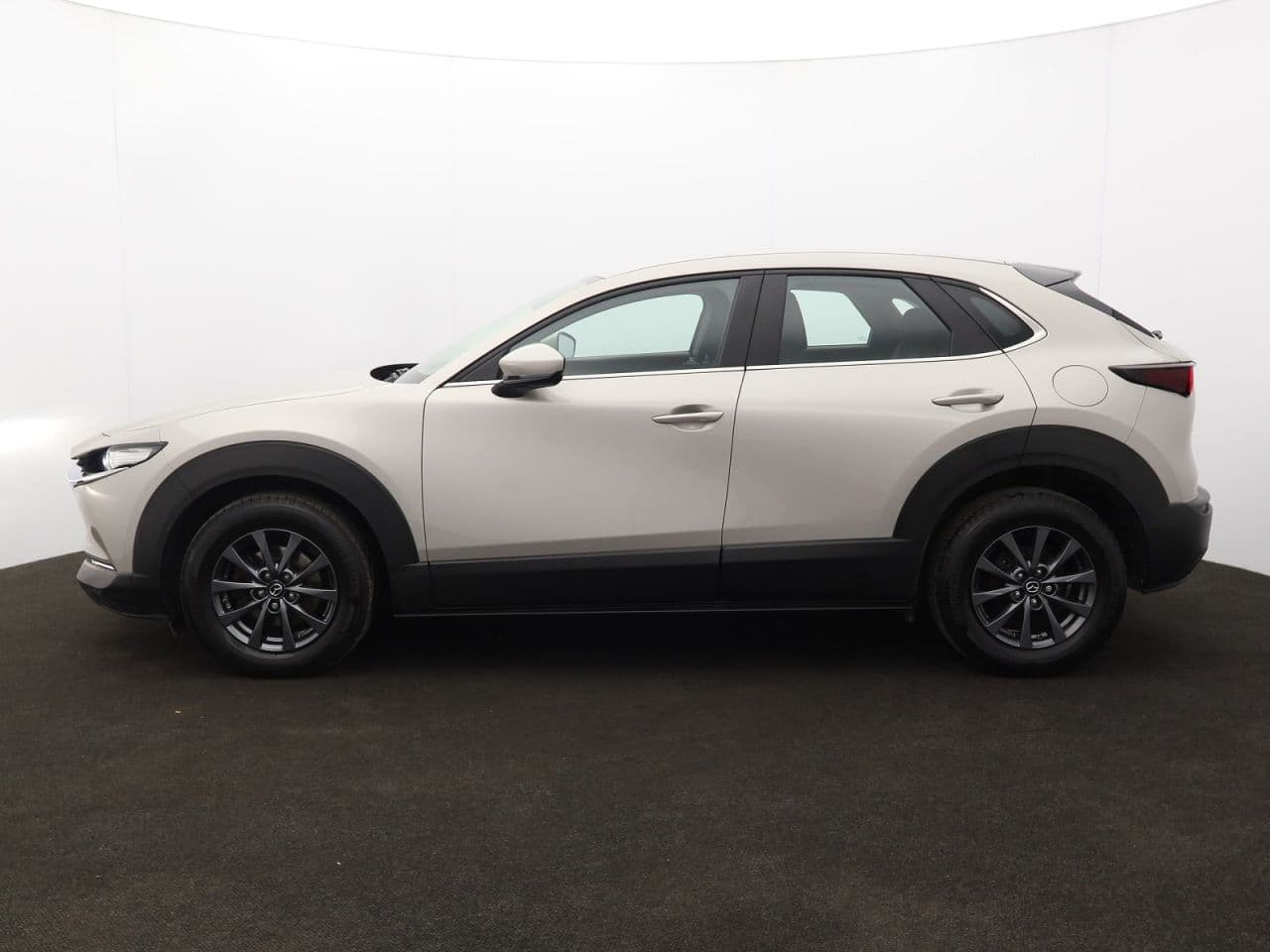 Mazda CX-30 2.0 e-SKYACTIV G MHEV SE-L — image 6
