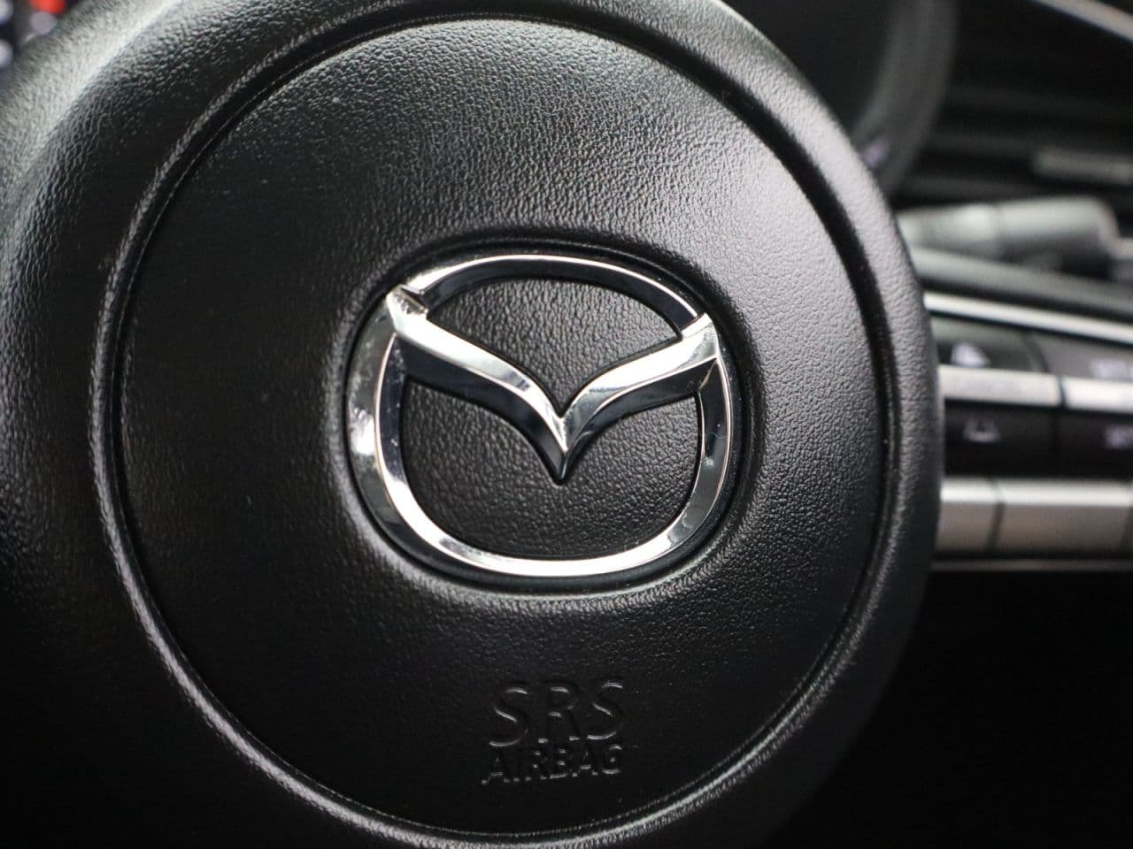 Mazda CX-30 2.0 e-SKYACTIV G MHEV SE-L — image 20