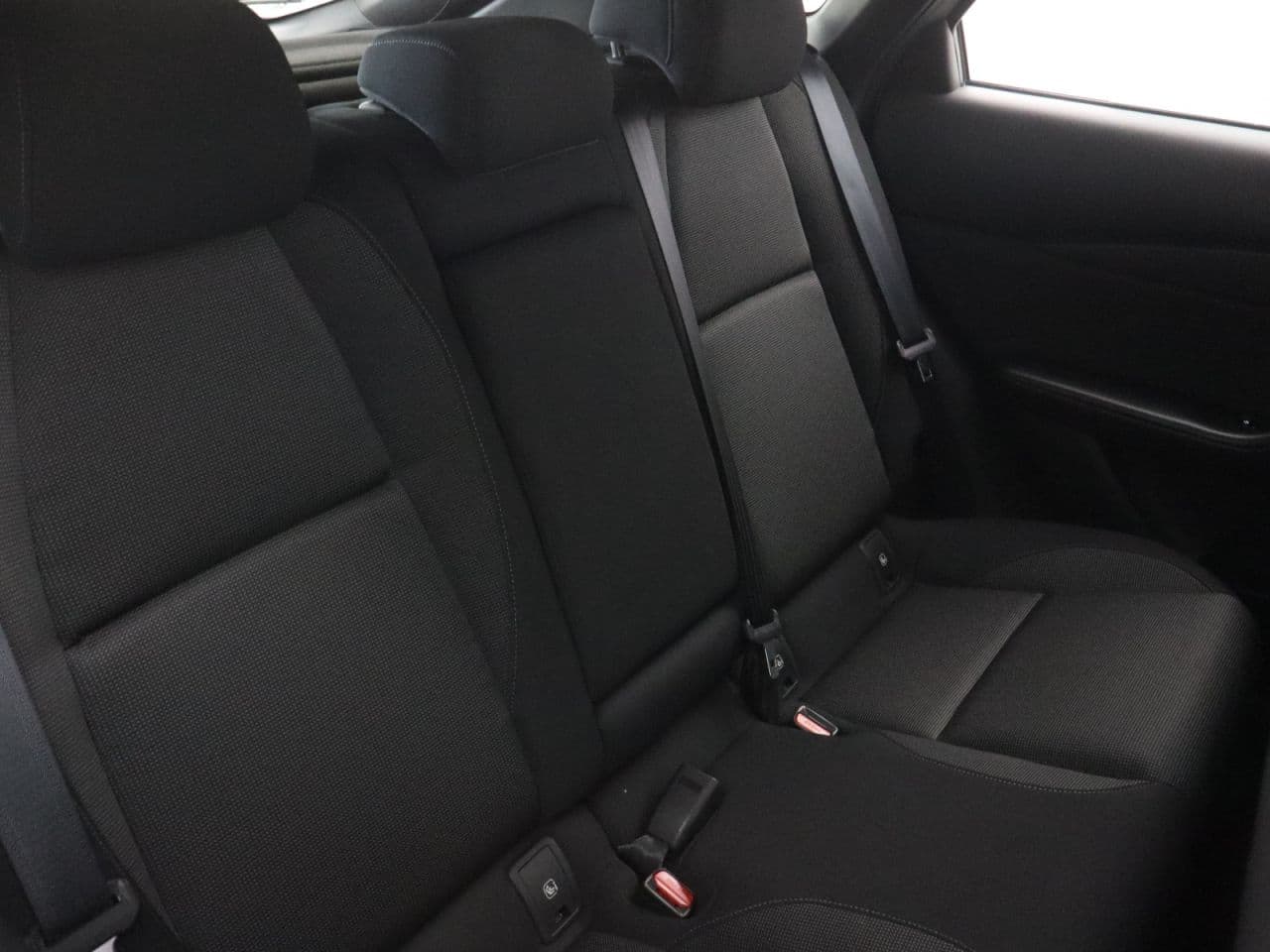 Mazda CX-30 2.0 e-SKYACTIV G MHEV SE-L — image 40