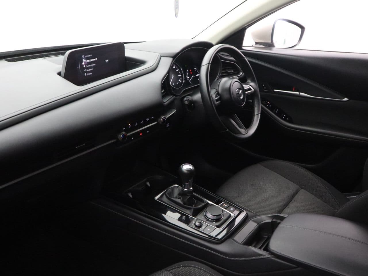 Mazda CX-30 2.0 e-SKYACTIV G MHEV SE-L — image 41