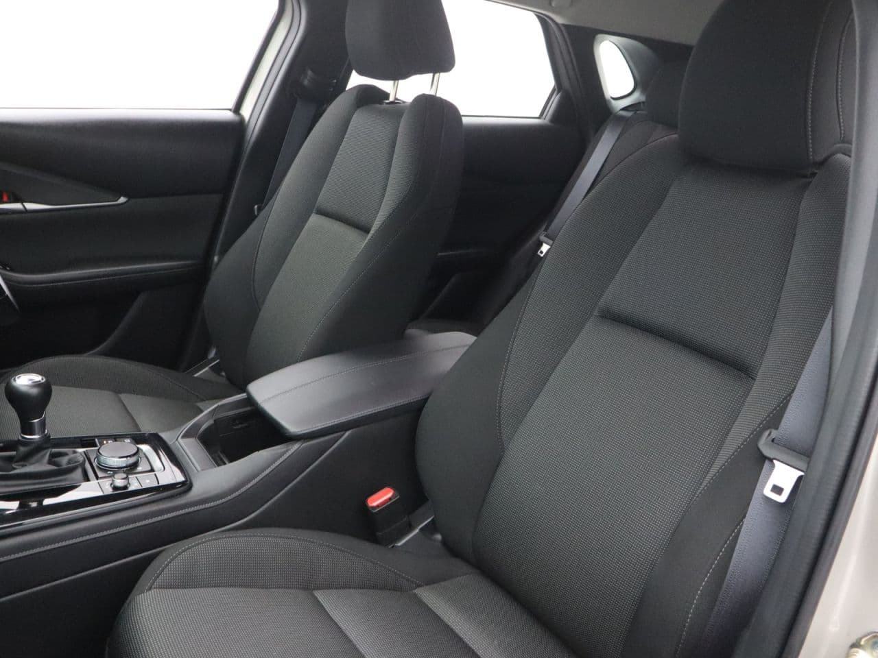 Mazda CX-30 2.0 e-SKYACTIV G MHEV SE-L — image 42
