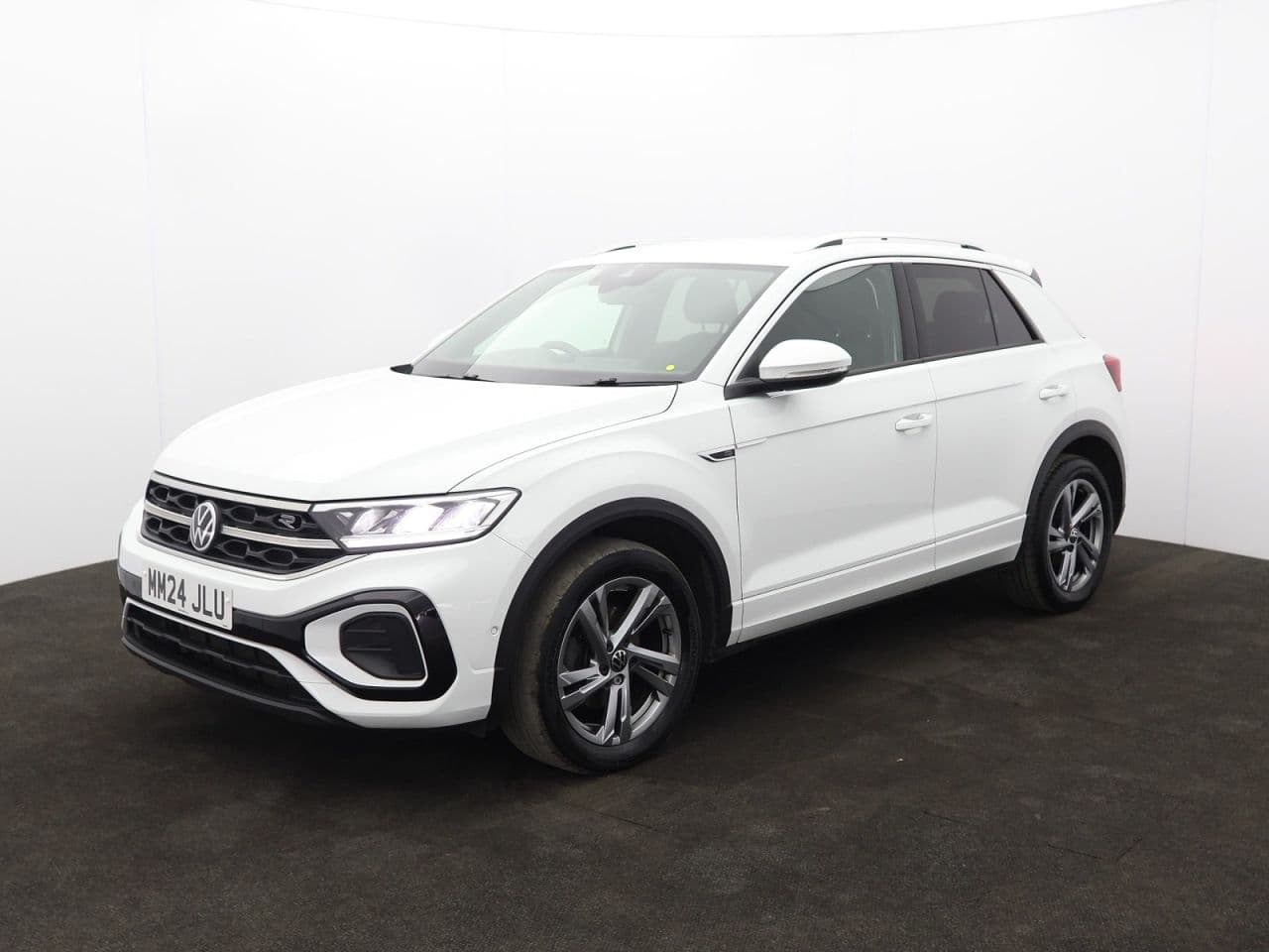 Volkswagen T-Roc 1.5 TSI R-Line — image 5