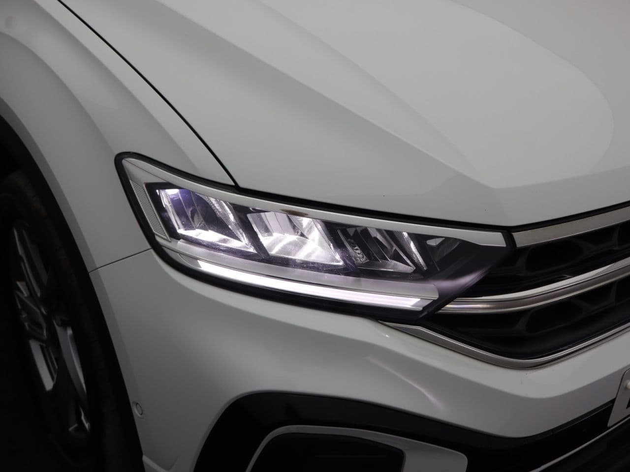 Volkswagen T-Roc 1.5 TSI R-Line — image 58