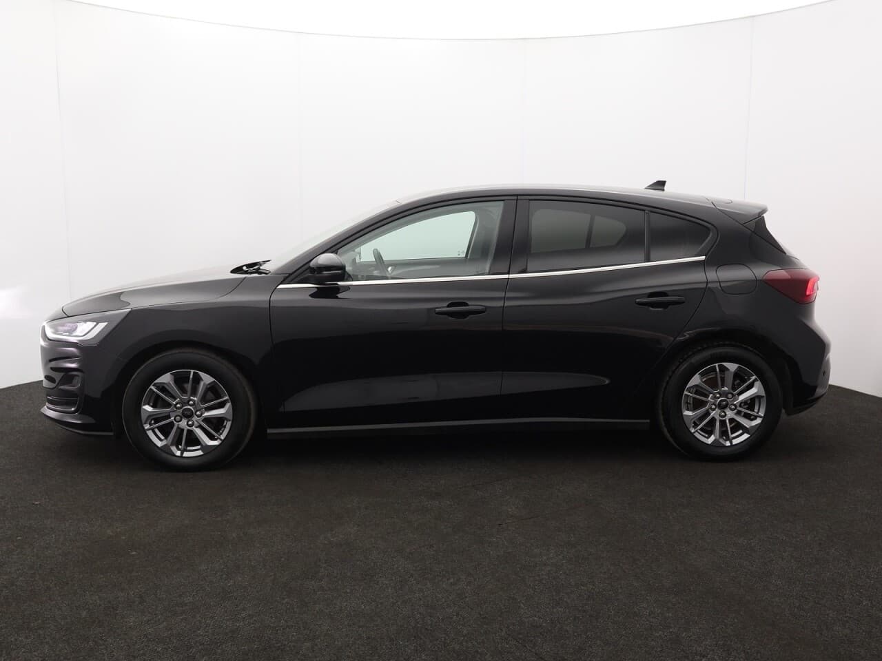 Ford Focus 1.0T EcoBoost Titanium — image 6