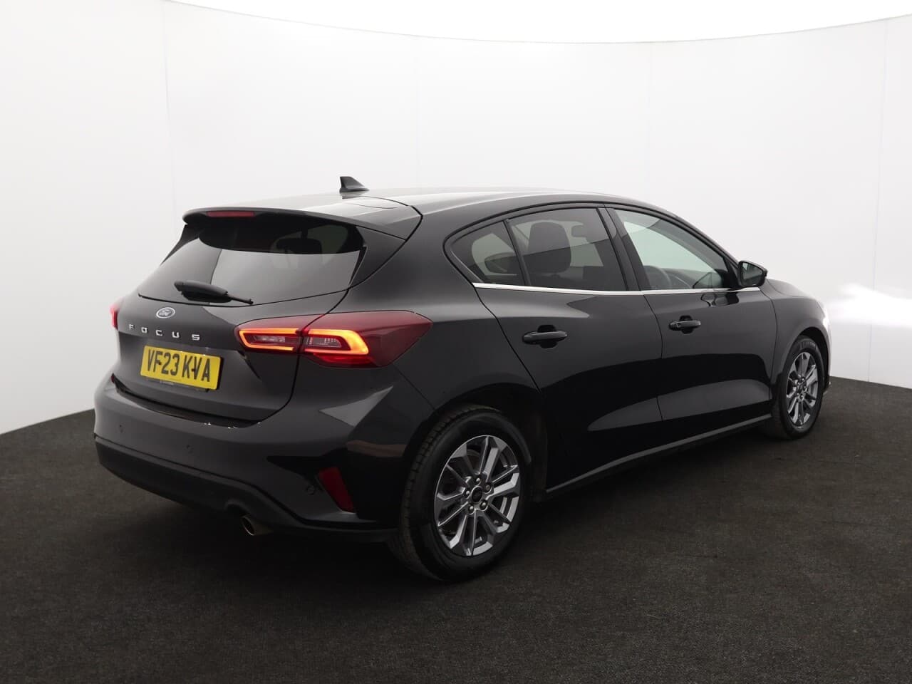 Ford Focus 1.0T EcoBoost Titanium — image 10