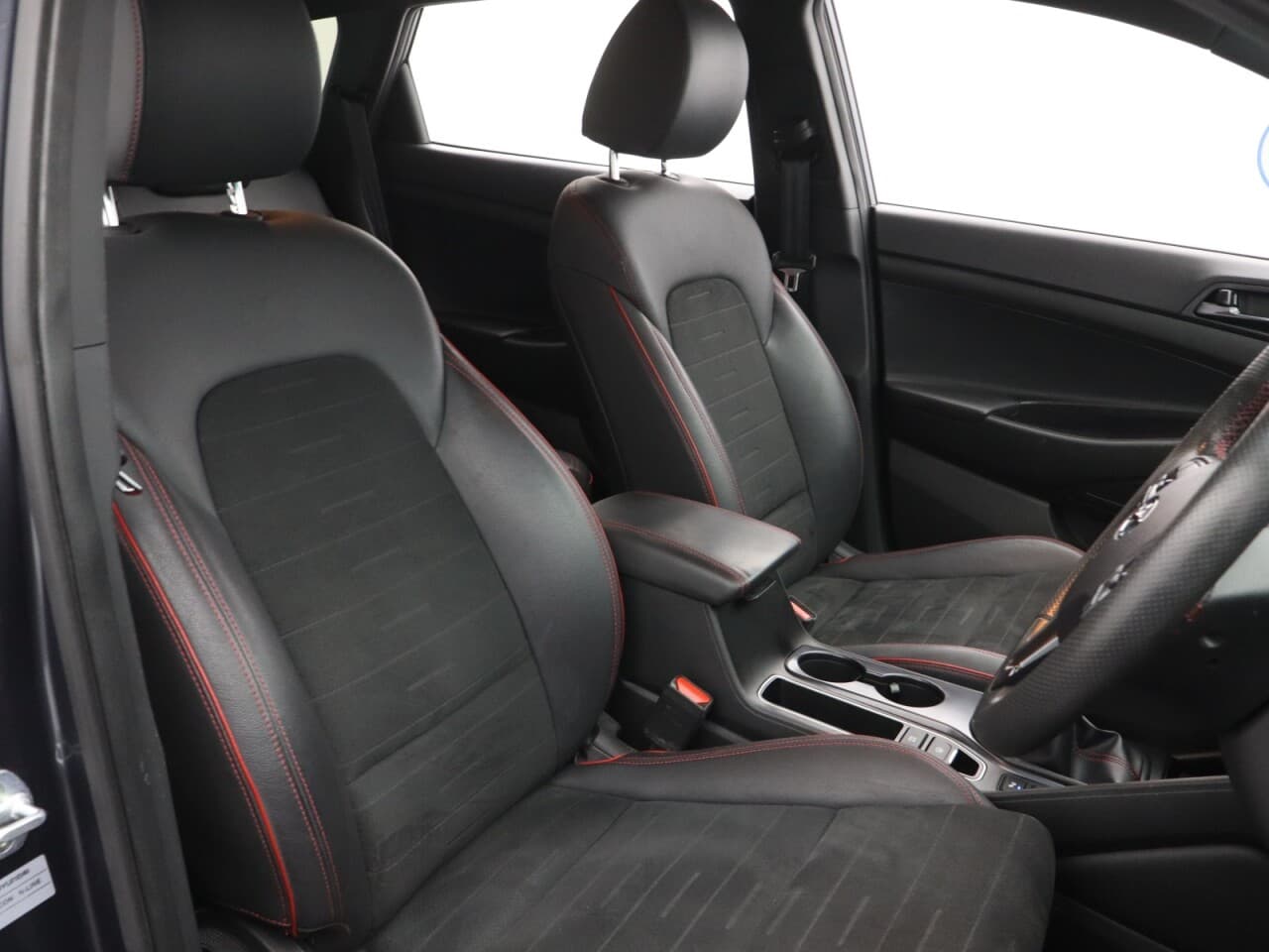Hyundai Tucson 1.6 T-GDi N Line — image 15