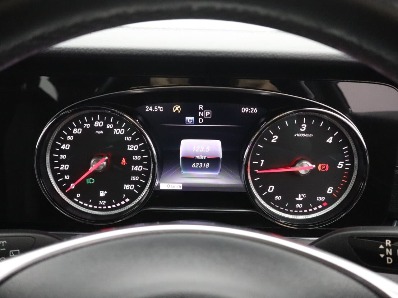 Mercedes-Benz E Class 2.0 E200d AMG Line — image 21