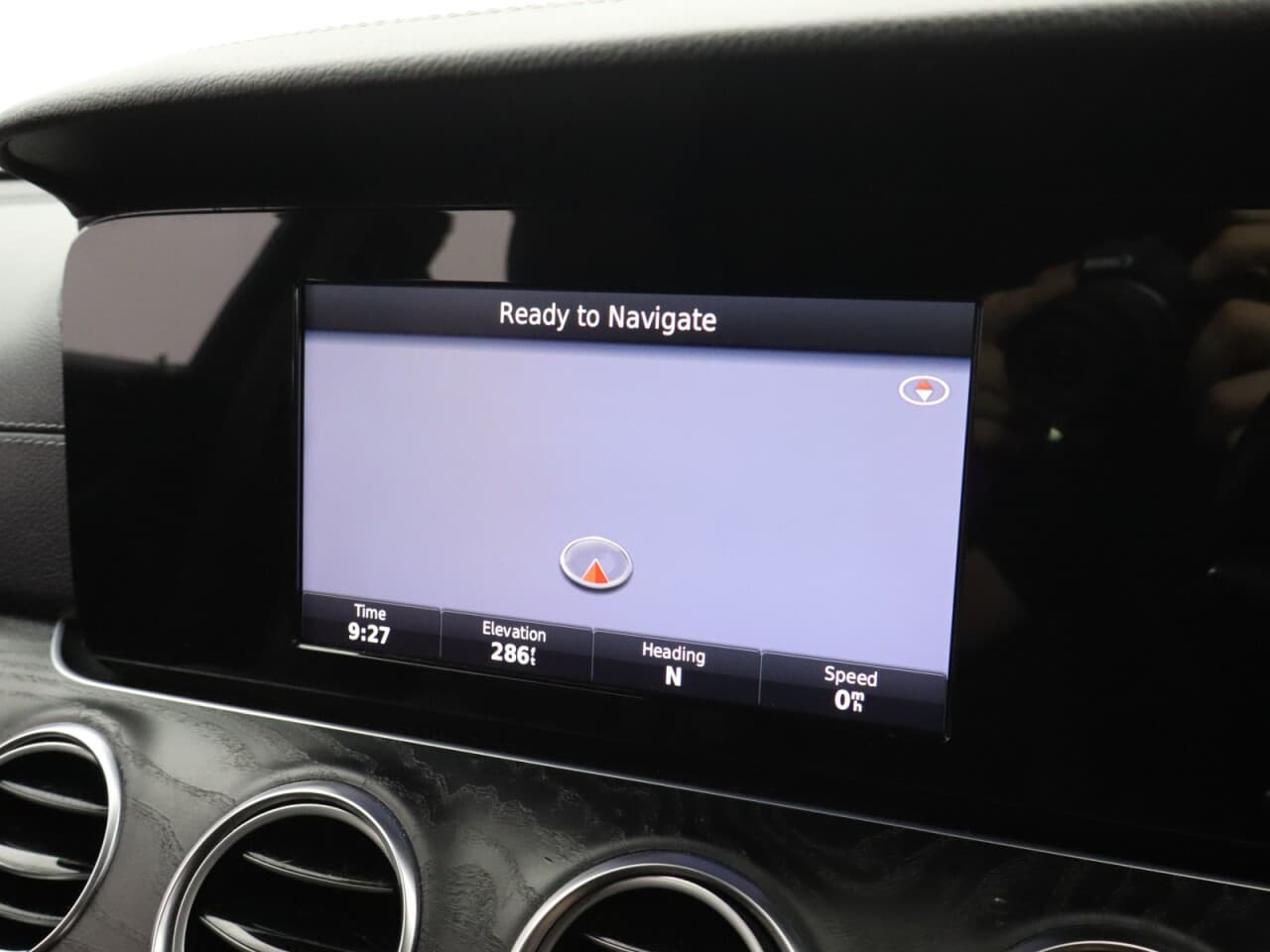 Mercedes-Benz E Class 2.0 E200d AMG Line — image 37