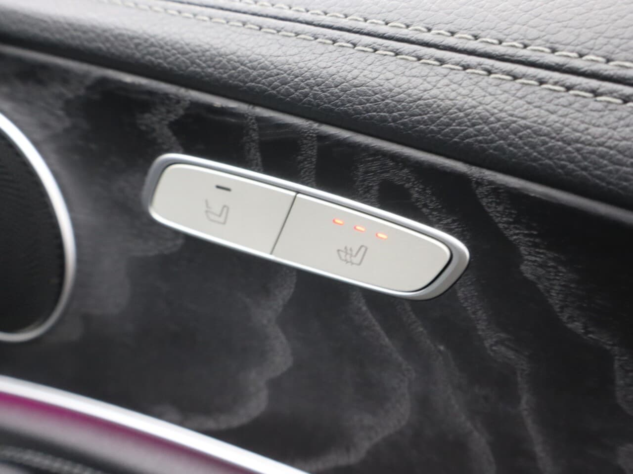Mercedes-Benz E Class 2.0 E200d AMG Line — image 51