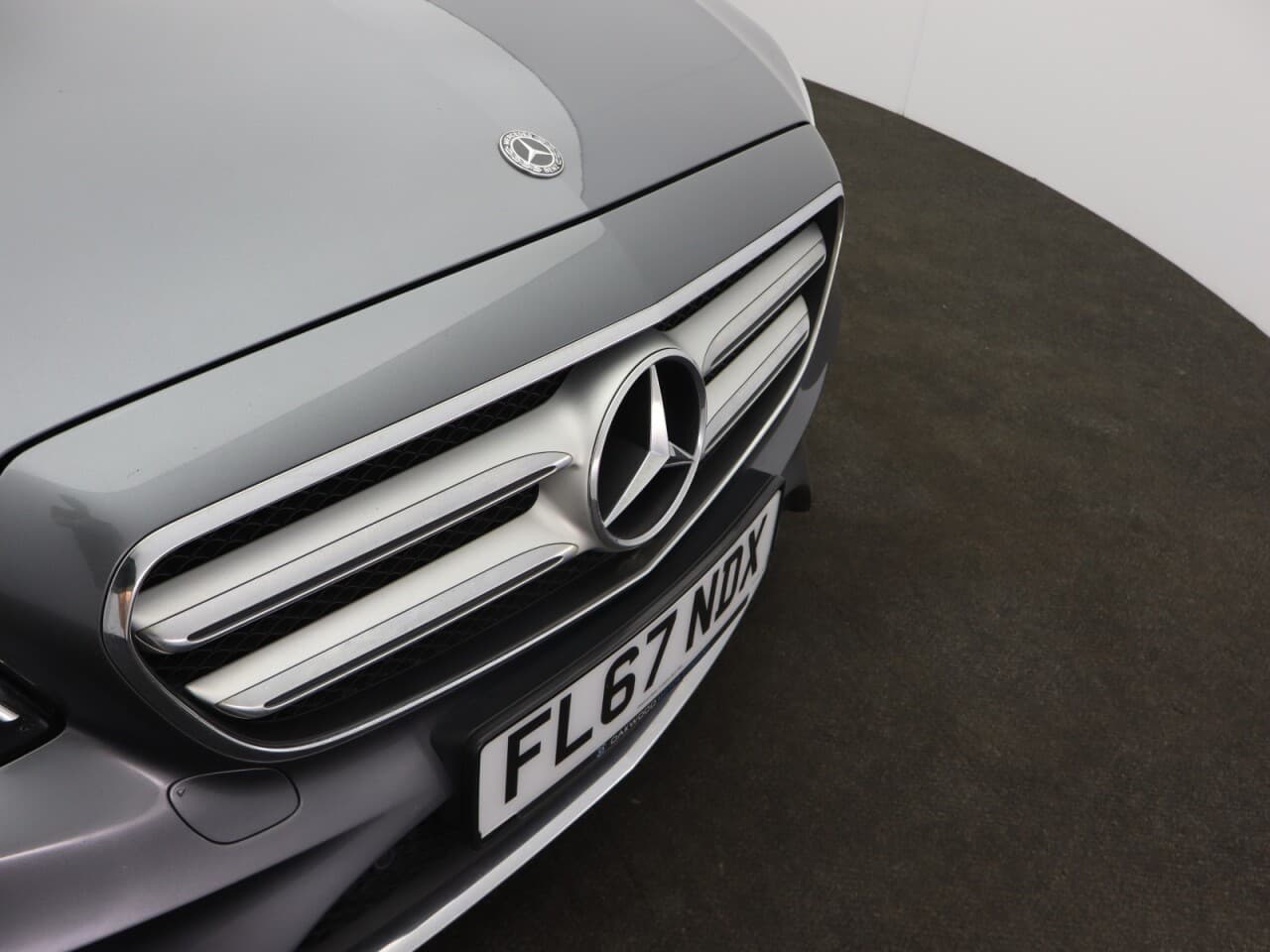 Mercedes-Benz E Class 2.0 E200d AMG Line — image 60