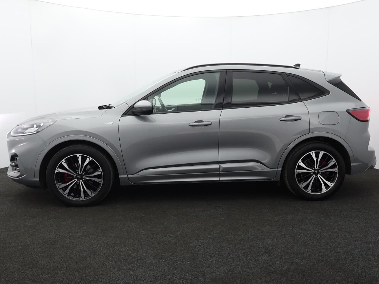 Ford Kuga 1.5 EcoBlue ST-Line X Edition — image 6