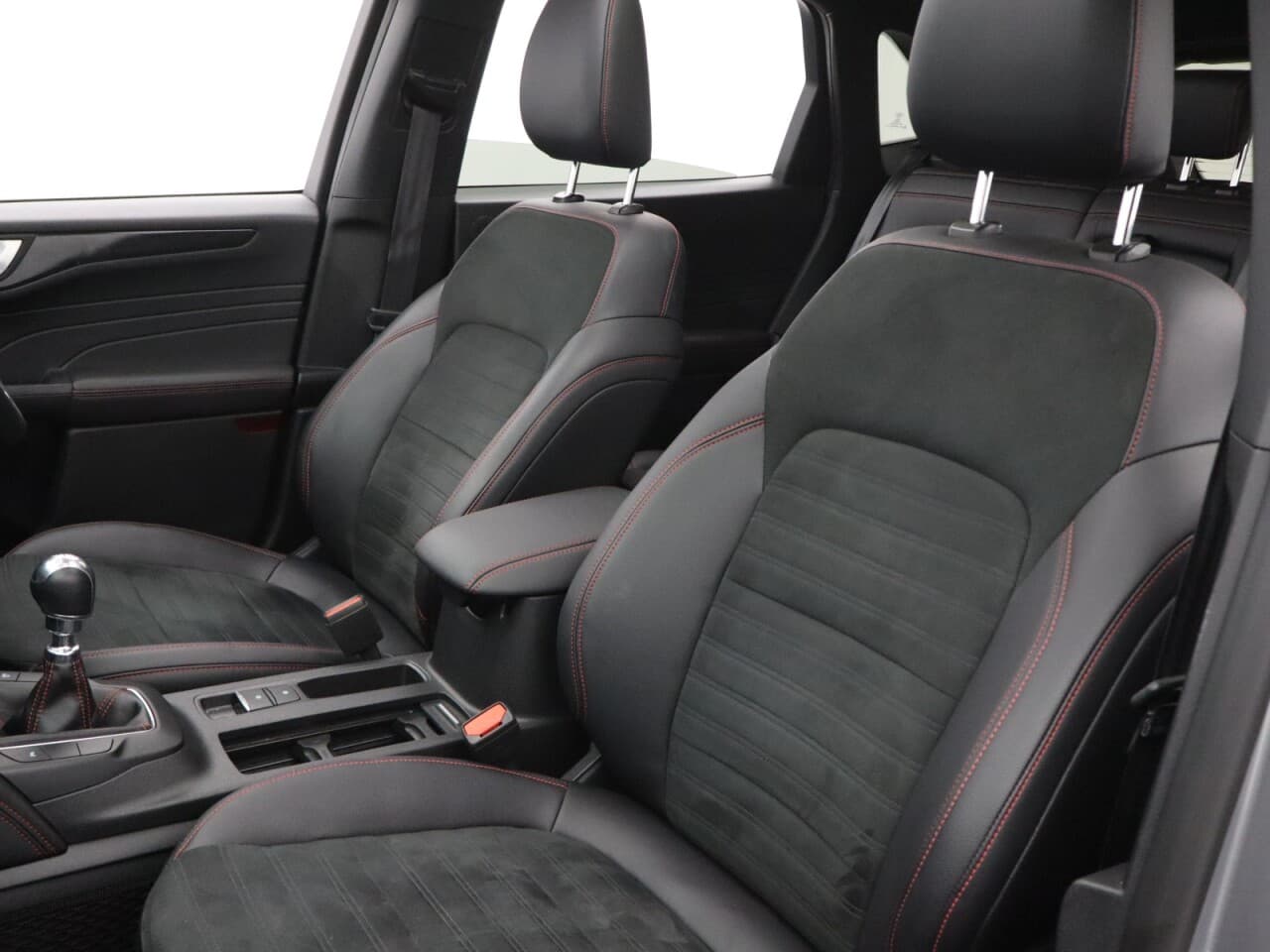 Ford Kuga 1.5 EcoBlue ST-Line X Edition — image 49