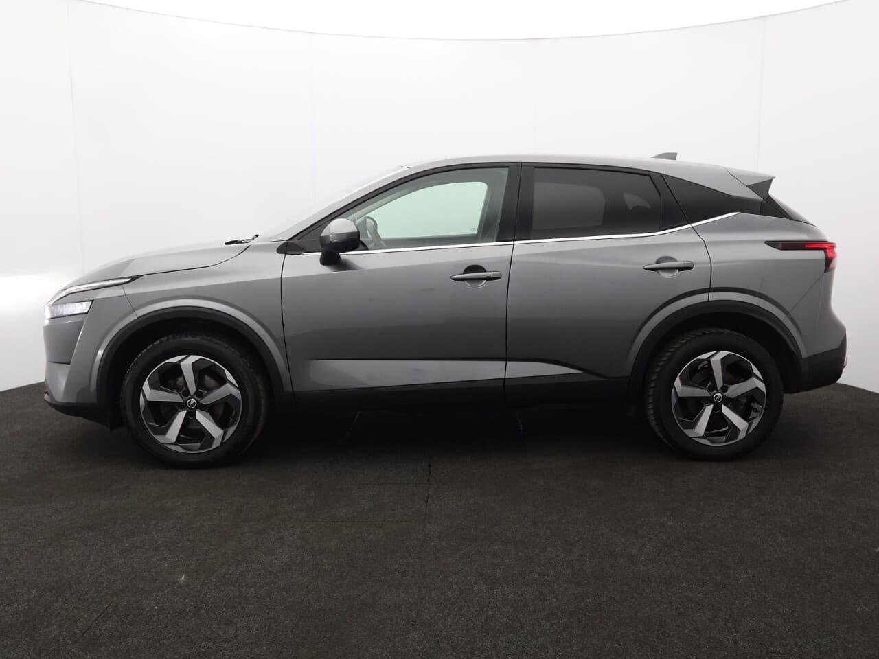 Nissan Qashqai 1.3 DIG-T MHEV N-Connecta — image 6
