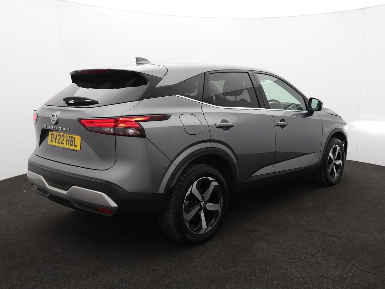 Nissan Qashqai 1.3 DIG-T MHEV N-Connecta — image 10