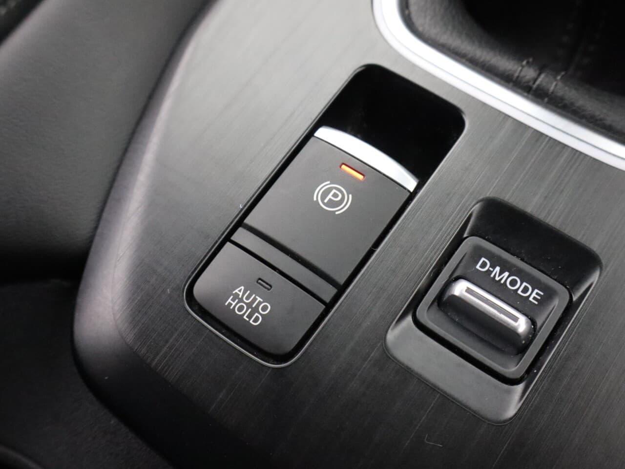 Nissan Qashqai 1.3 DIG-T MHEV N-Connecta — image 27