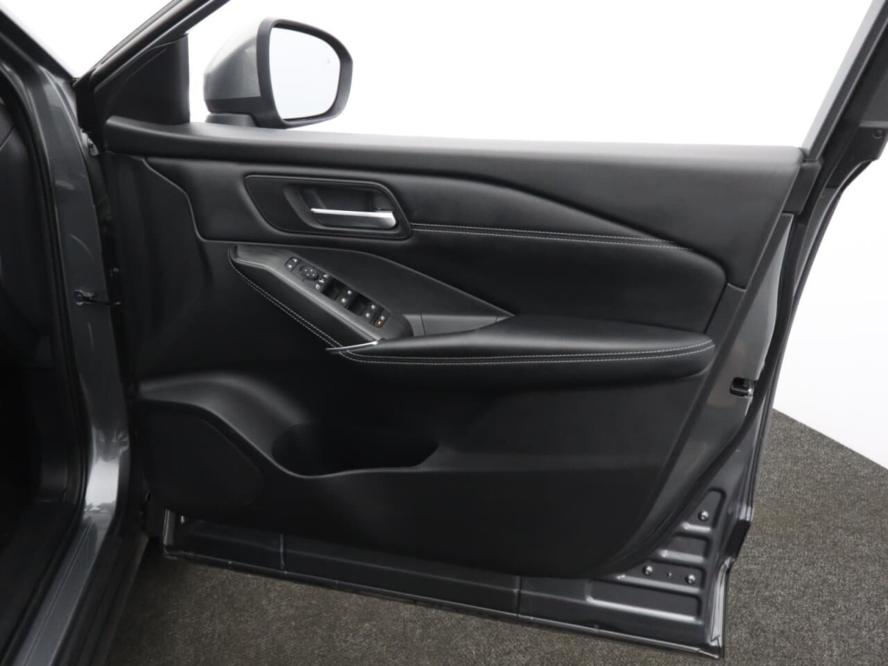 Nissan Qashqai 1.3 DIG-T MHEV N-Connecta — image 43