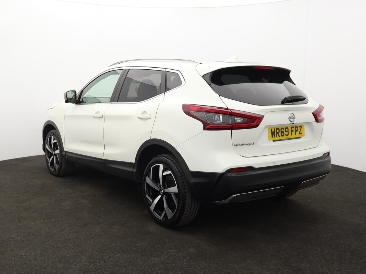 Nissan Qashqai 1.3 DIG-T Tekna+ — image 8