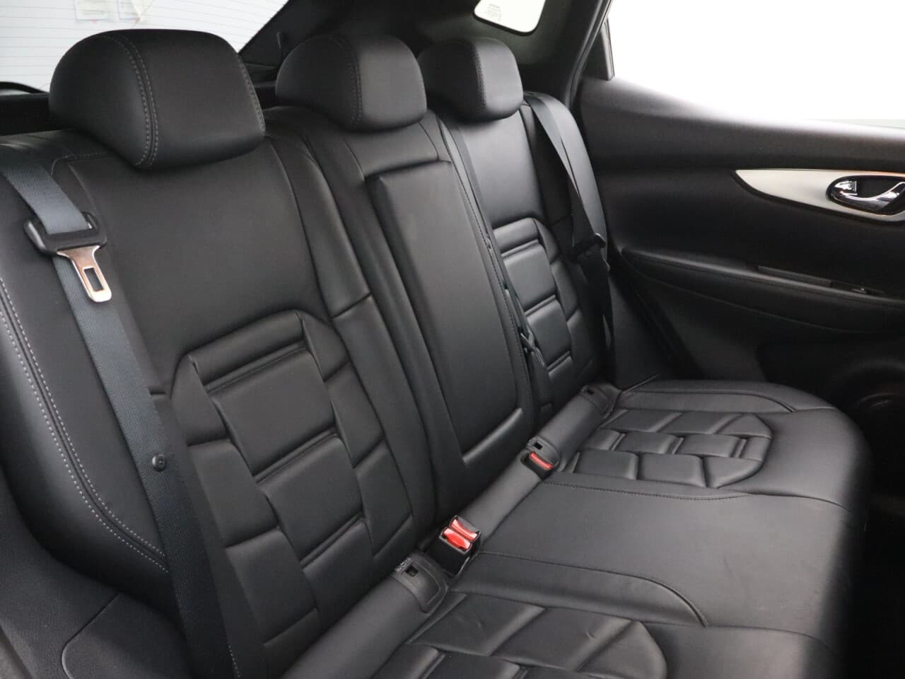 Nissan Qashqai 1.3 DIG-T Tekna+ — image 40