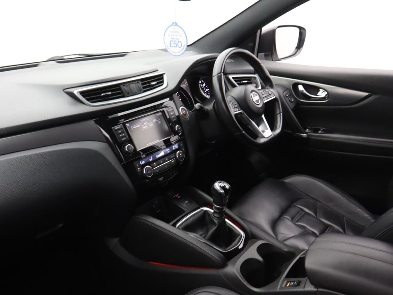 Nissan Qashqai 1.3 DIG-T Tekna+ — image 38