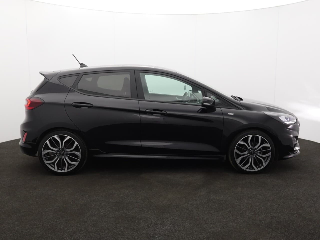 Ford Fiesta 1.0T EcoBoost ST-Line X — image 11