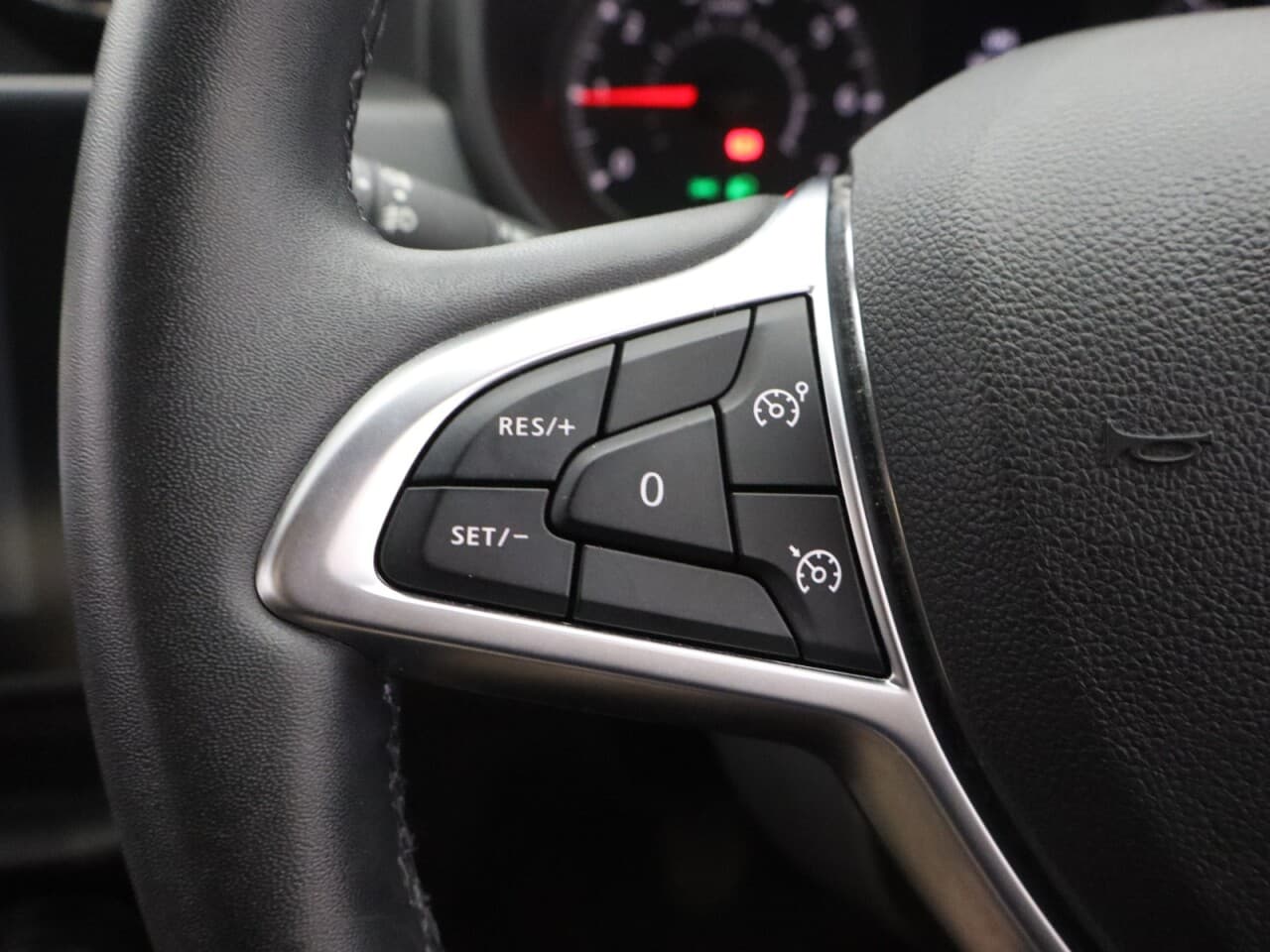 Dacia Duster 1.0 TCe Comfort — image 18