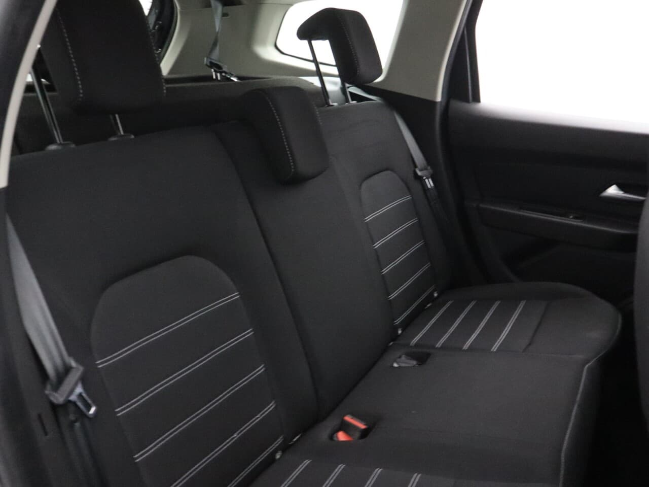 Dacia Duster 1.0 TCe Comfort — image 39