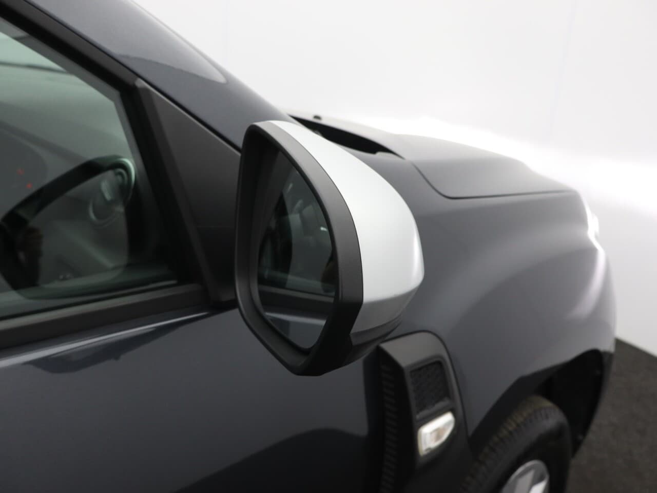 Dacia Duster 1.0 TCe Comfort — image 47