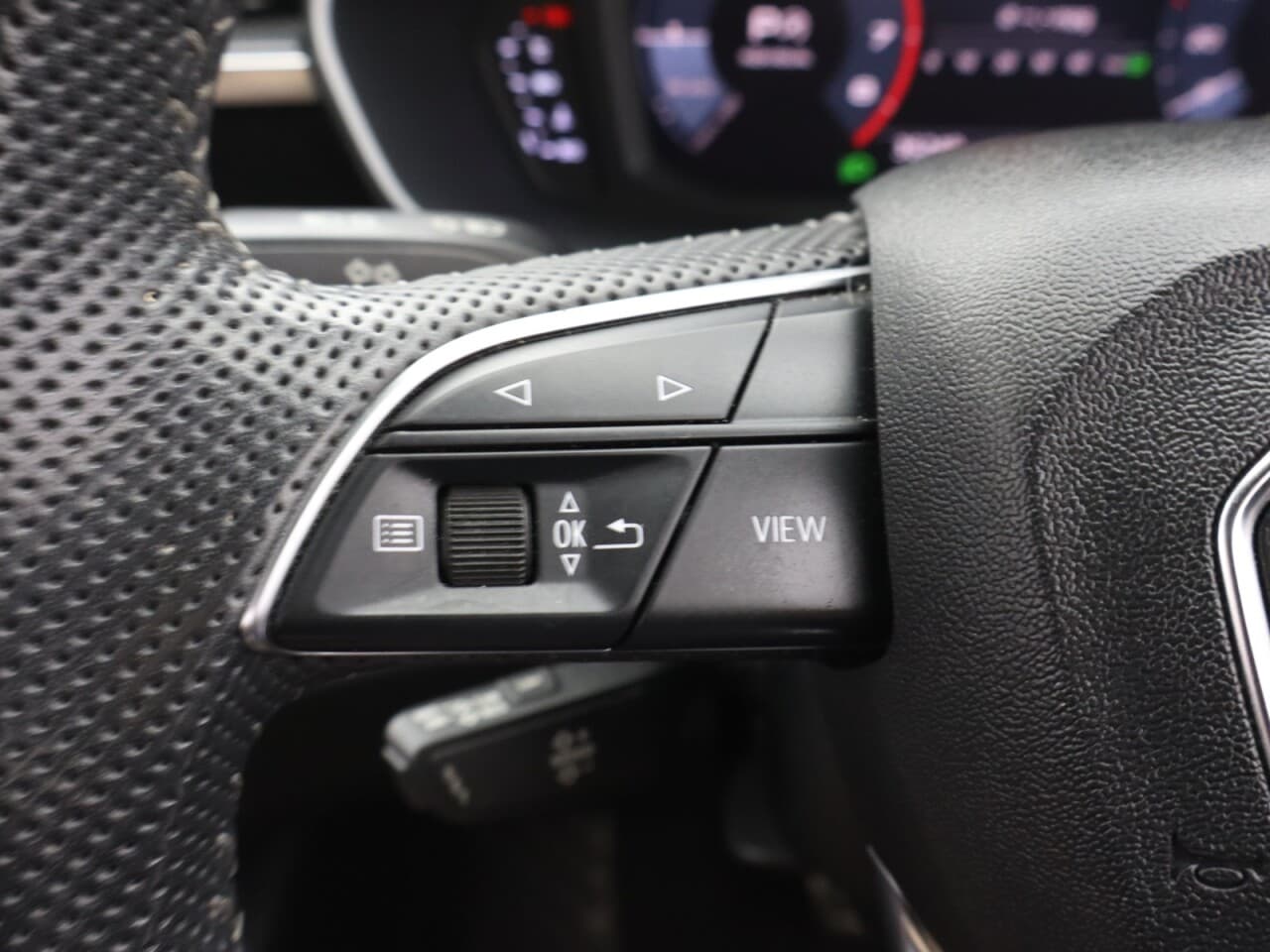 Audi Q3 1.5 TFSI CoD 35 S line — image 20