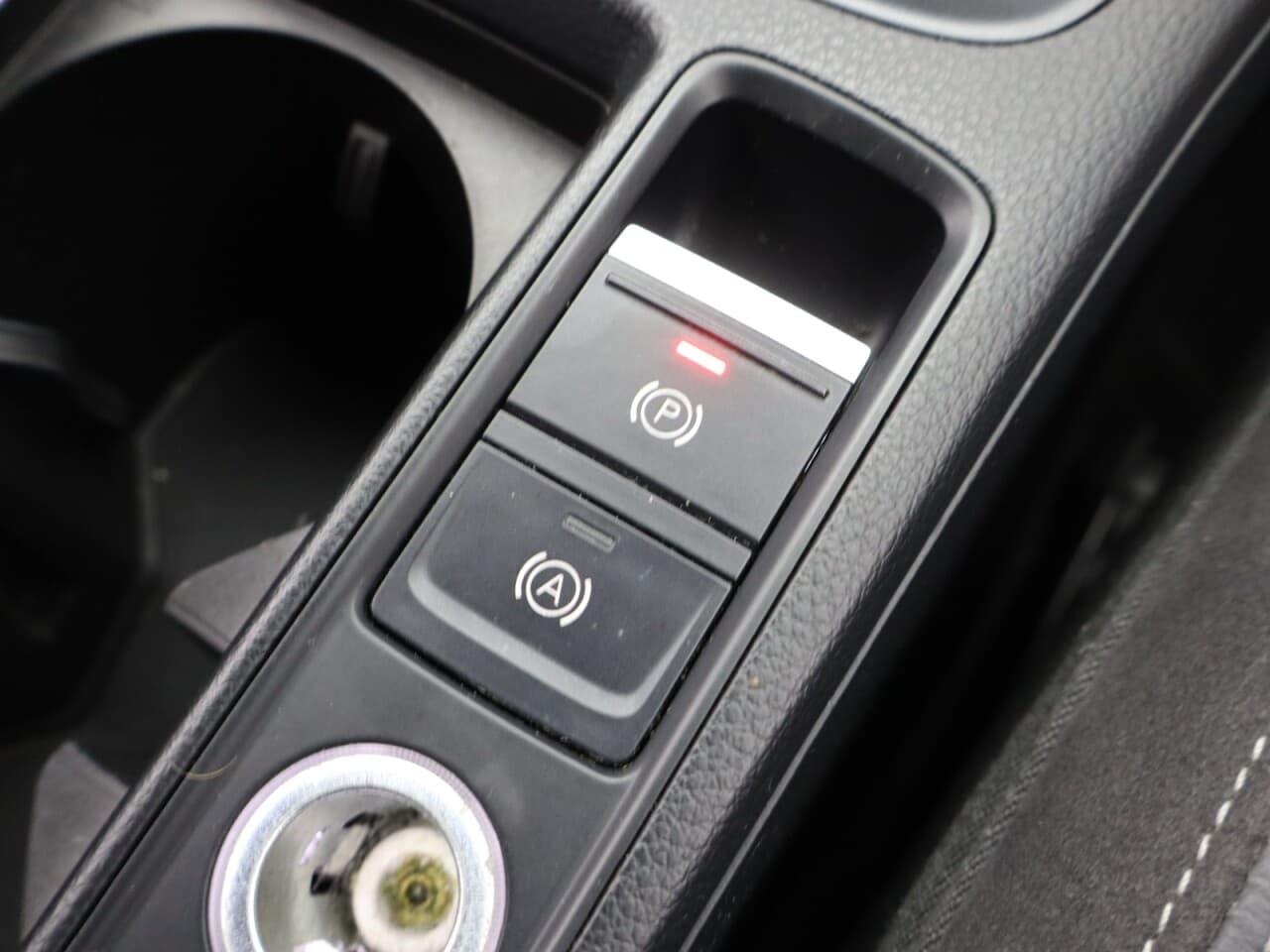 Audi Q3 1.5 TFSI CoD 35 S line — image 28