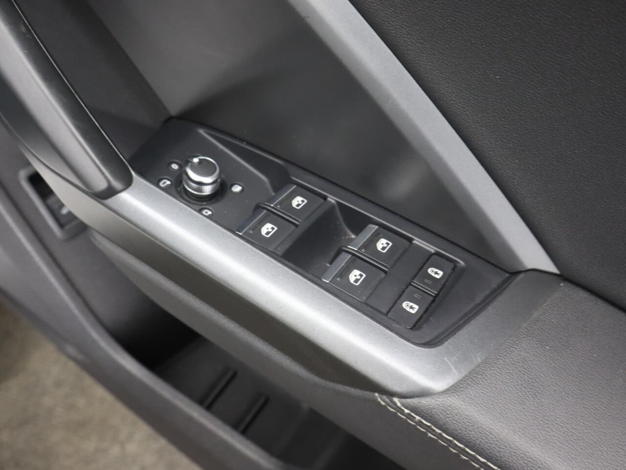 Audi Q3 1.5 TFSI CoD 35 S line — image 52