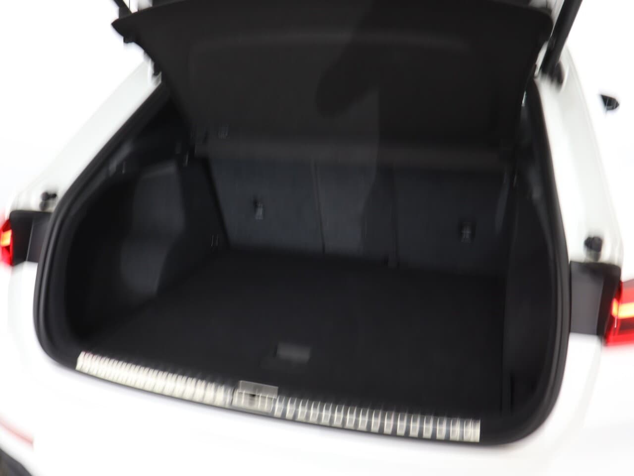 Audi Q3 1.5 TFSI CoD 35 S line — image 49