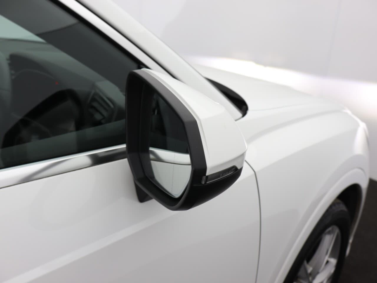 Audi Q3 1.5 TFSI CoD 35 S line — image 58