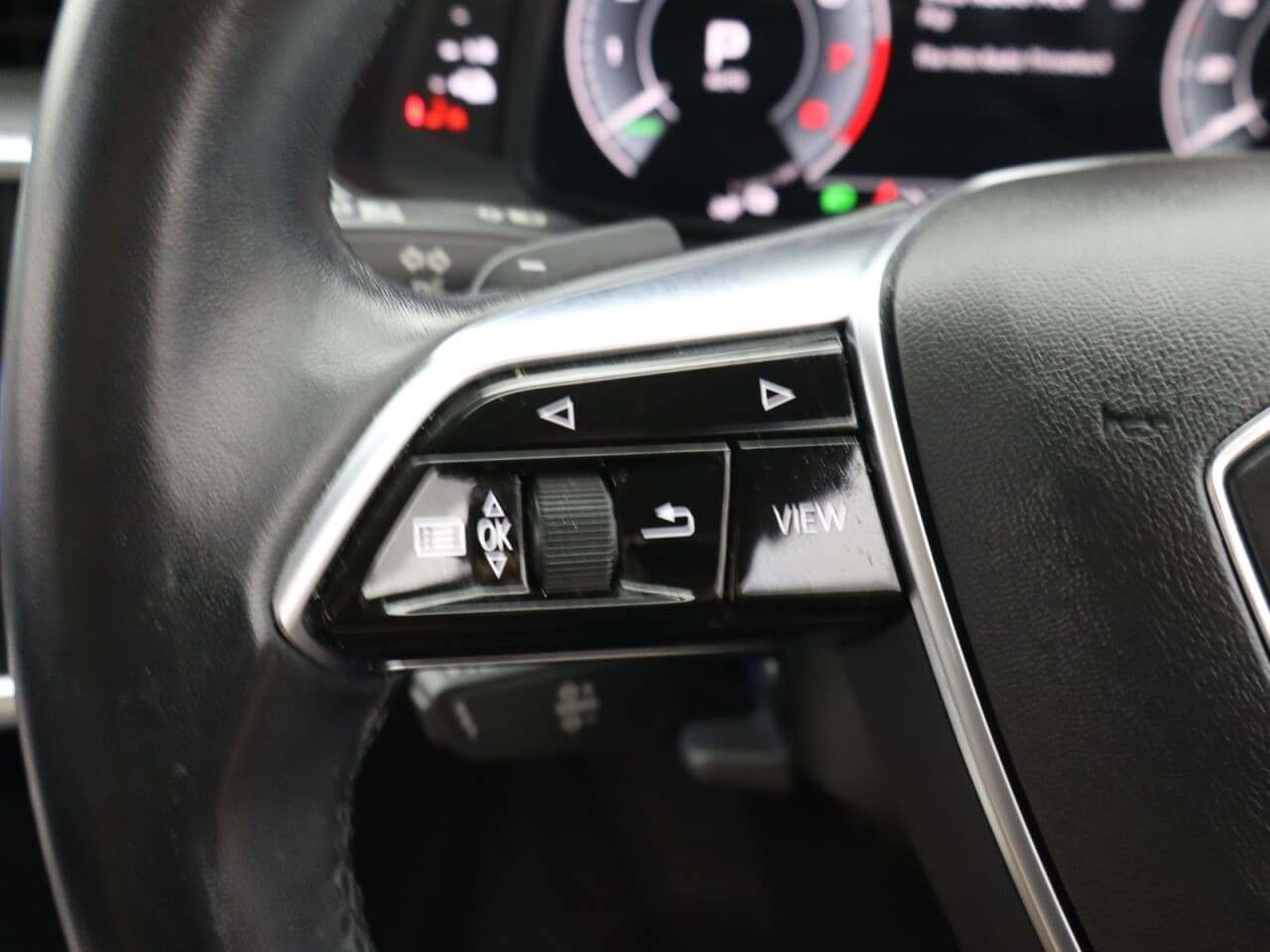 Audi A6 Saloon 2.0 TFSIe 50 Sport — image 16